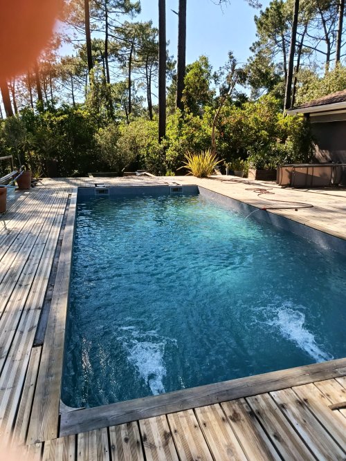 Rénovation piscine à Lacanau : changement de skimmer et liner 3D Granit Grey